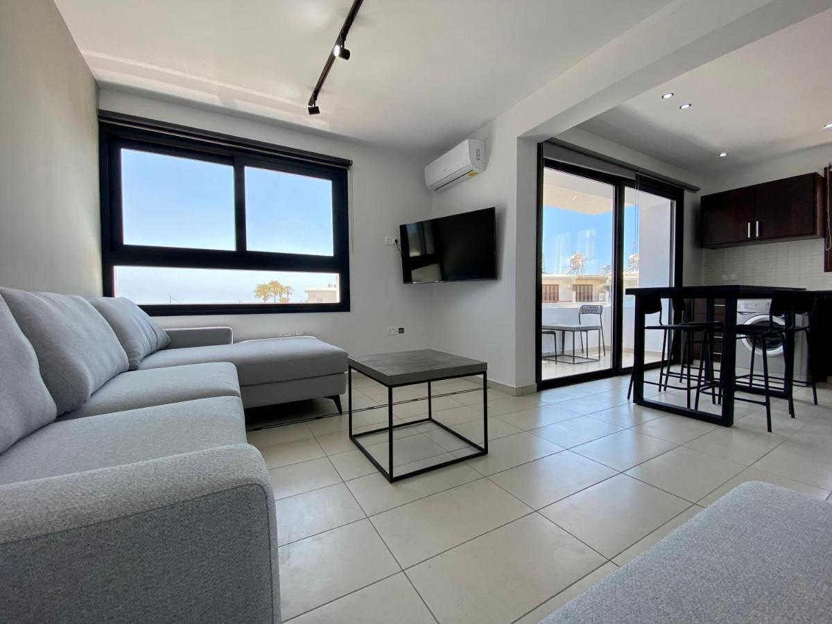 Sea La Vie #1 - Luxury Seaview Apartment بافوس المظهر الخارجي الصورة