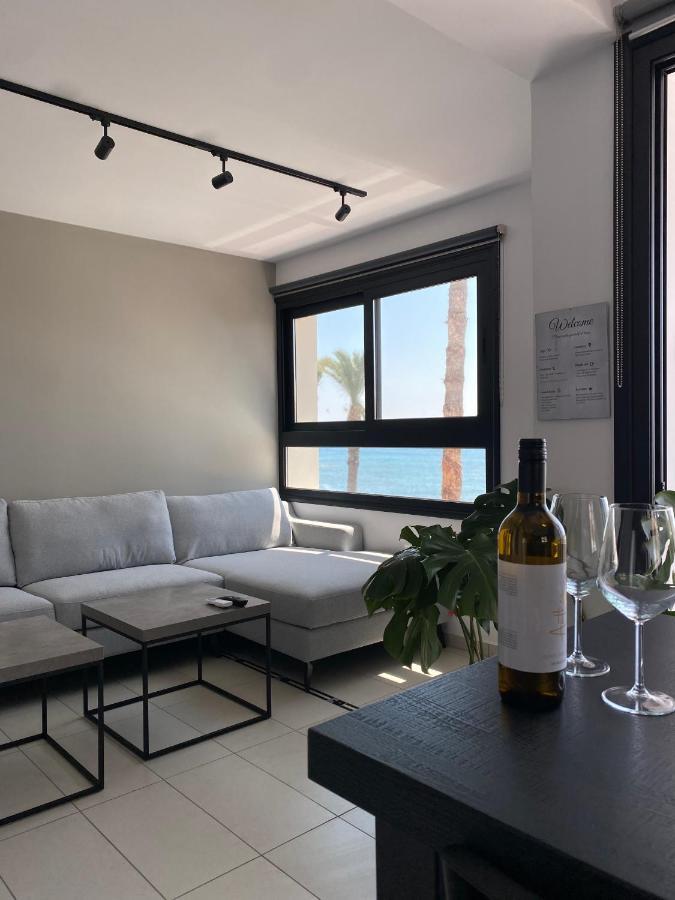 Sea La Vie #1 - Luxury Seaview Apartment بافوس المظهر الخارجي الصورة